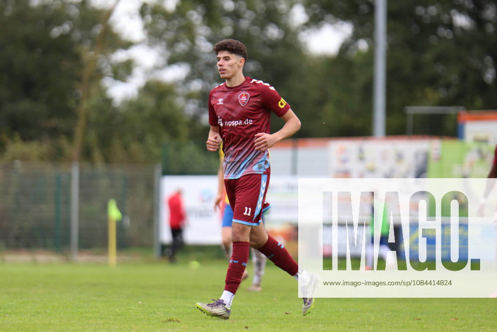 Fußball I Herren I Saison 2026-2027 I Regionalliga Nord I 13. Spieltag I SV Todesfelde - SC Weiche Flensburg I 11.10.2026 Ilir Serifi (11, SC Weiche Flensburg 08) Todesfelde Joda-Sportpark Schleswig Holstein Deutschland