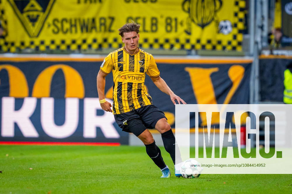 Matti Wagner (Alemannia Aachen, 03) TSV Alemannia Aachen vs. FC Viktoria Koeln, Fussball, 3. Liga, 8. Spieltag, Saison 2026 2027, 11.10.2026 DFB REGULATIONS PROHIBIT ANY USE OF PHOTOGRAPHS AS IMAGE SEQUENCES AND OR QUASI-VIDEO TSV Alemannia Aachen vs. FC Viktoria Koeln, Fussball, 3. Liga, 8. Spieltag, Saison 2026 2027, 11.10.2026 Aachen