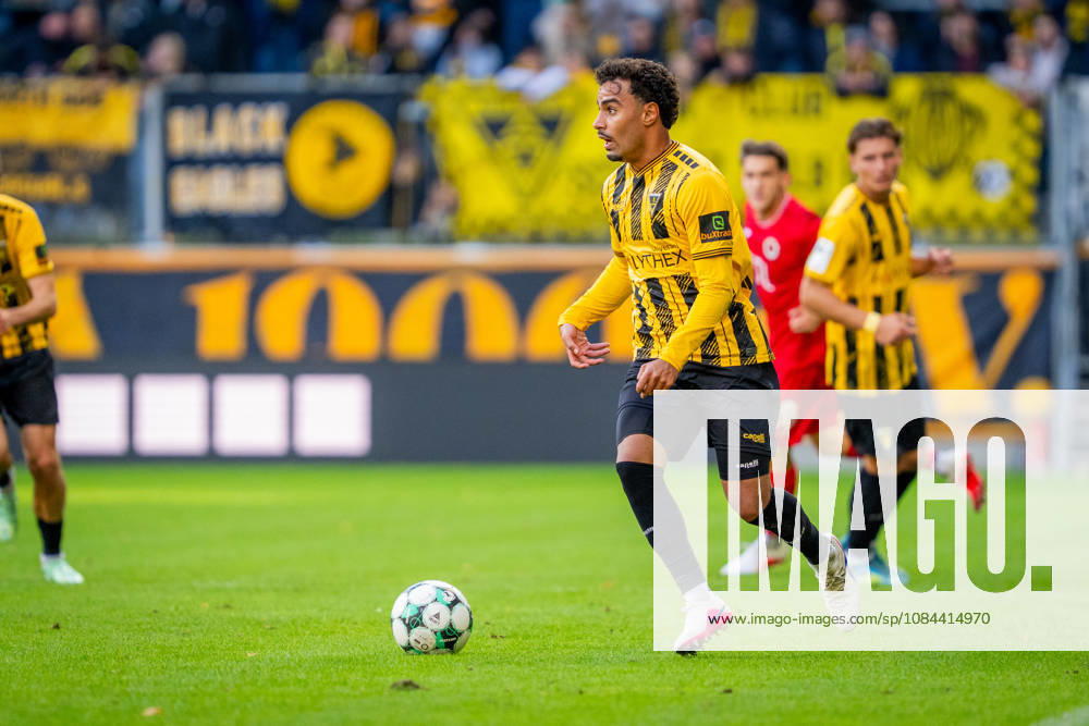 Mehdi Loune (Alemannia Aachen, 10) TSV Alemannia Aachen vs. FC Viktoria Koeln, Fussball, 3. Liga, 8. Spieltag, Saison 2026 2027, 11.10.2026 DFB REGULATIONS PROHIBIT ANY USE OF PHOTOGRAPHS AS IMAGE SEQUENCES AND OR QUASI-VIDEO TSV Alemannia Aachen vs. FC Viktoria Koeln, Fussball, 3. Liga, 8. Spieltag, Saison 2026 2027, 11.10.2026 Aachen