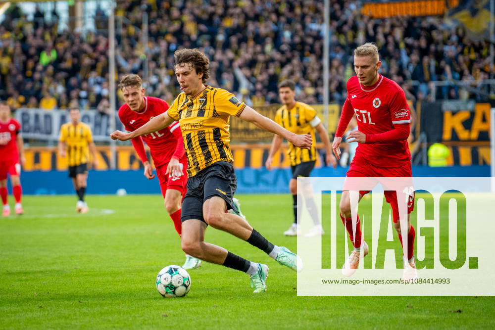 Louis Köster (Alemannia Aachen, 08) und Meiko Sponsel (FC Viktoria Koeln, 19) TSV Alemannia Aachen vs. FC Viktoria Koeln, Fussball, 3. Liga, 8. Spieltag, Saison 2026 2027, 11.10.2026 DFB REGULATIONS PROHIBIT ANY USE OF PHOTOGRAPHS AS IMAGE SEQUENCES AND OR QUASI-VIDEO TSV Alemannia Aachen vs. FC Viktoria Koeln, Fussball, 3. Liga, 8. Spieltag, Saison 2026 2027, 11.10.2026 Aachen