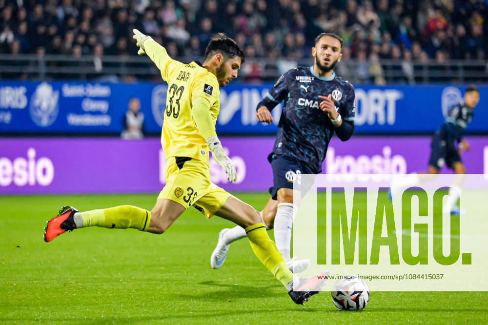Patrick Beach (ESTAC Troyes) Amine Gouiri (OM)