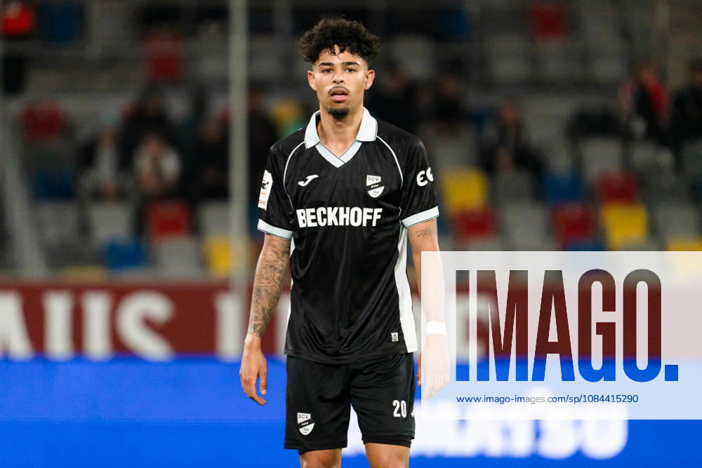 Deutschland: 3. Liga 2026 2027 Fortuna Düsseldorf vs. SC Verl 8. Spieltag 12.10.2026 Merkur Spiel-Arena (Nordrhein-Westfalen) Andre Leipold (SC Verl, 20)