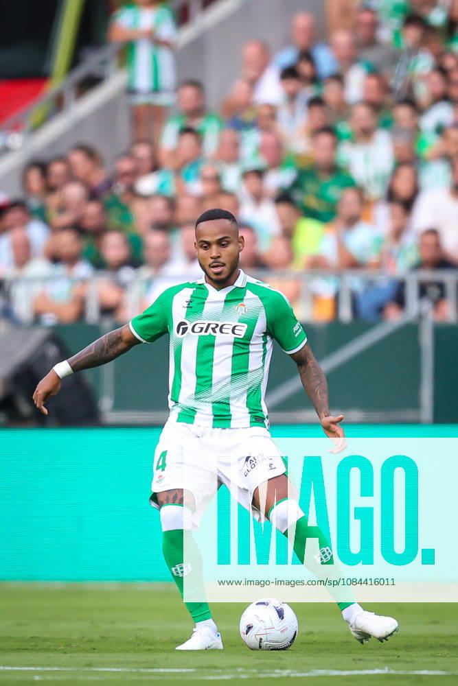 Real Betis and CA Osasuna - LaLiga EA Sports SEVILLA, SPAIN - OCTOBER 11: Natan of Real Betis Balompie in action during the LaLiga EA Sports 2026 27 match between Real Betis and CA Osasuna at La Cartuja Stadium on October 11, 2026 in Sevilla, Spain. (Photo by Rafael Roman Photo Players Images Magara Press) Sevilla La Cartuja Stadium Spain
