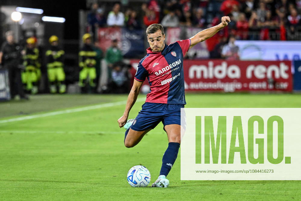 IPA89566263 - Harry Winks of Cagliari Calcio during the Cagliari Calcio vs. Juventus FC Italian Serie A soccer match in Cagliari, Italy, on October 11, 2026