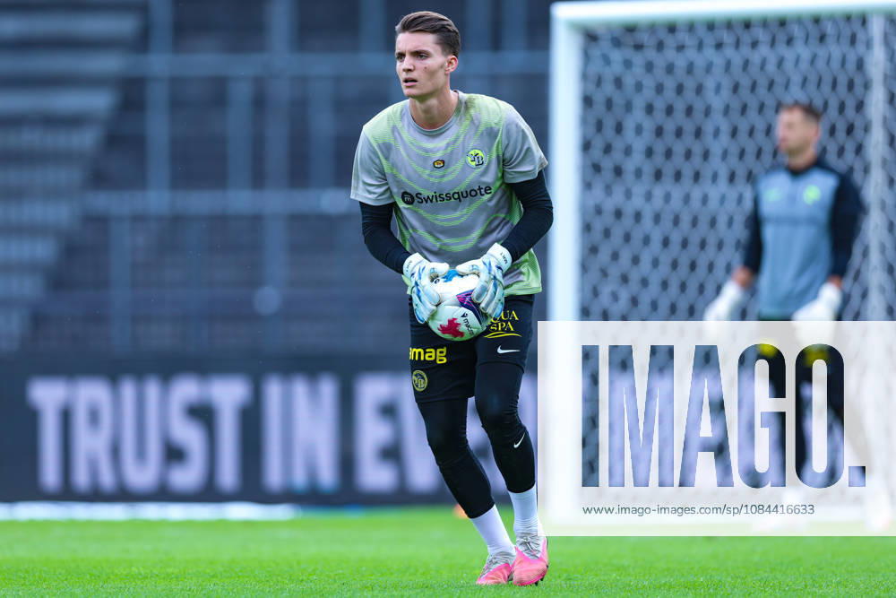 GC Zürich gegen BSC Young Boys Brack Super League 11. Oktober 2026 Marvin Keller (1, BSC Young Boys) im Spiel der Brack Super League zwischen dem Grasshopper Club Zürich (GCZ) und dem BSC Young Boys (YB) am 11. Oktober 2026 im Stadion Letzigrund in Zürich, Schweiz. Zürich Stadion Letzigrund Zürich Schweiz