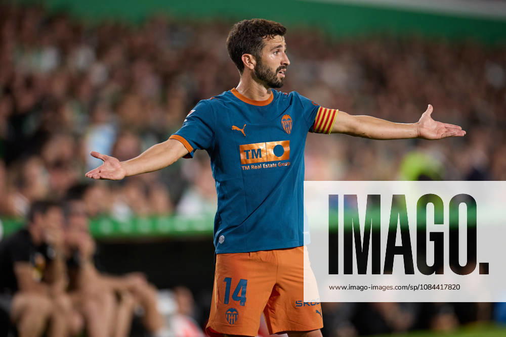 Jose Gaya of Valencia CF reacts during the LaLiga EA Sports match between Real Racing Club de Santander and Valencia CF at Campos de de El Sardinero on October 11, 2026, in Santander, Spain. Santander Spain - ZUMAa181 20261011_zaa_a181_356
