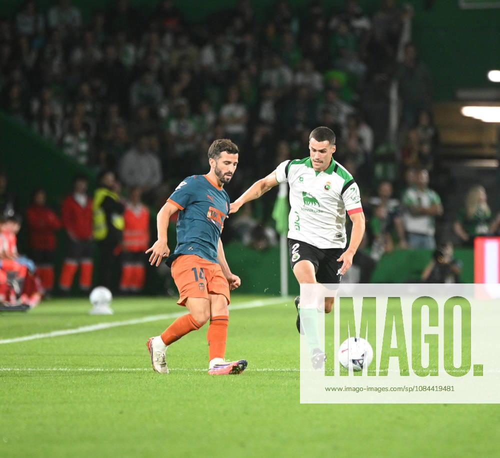 ESP: LaLiga EA Sports Racing Santander v Valencia CF Jose Gaya of Valencia CF and Alvaro Mantilla of Racing de Santander during LaLiga EA Sports between Racing Santander v Valencia CF played at Campos de de El Sardinero Stadium in Cantabria on October 11, 2026 in Spain Spain Futbol
