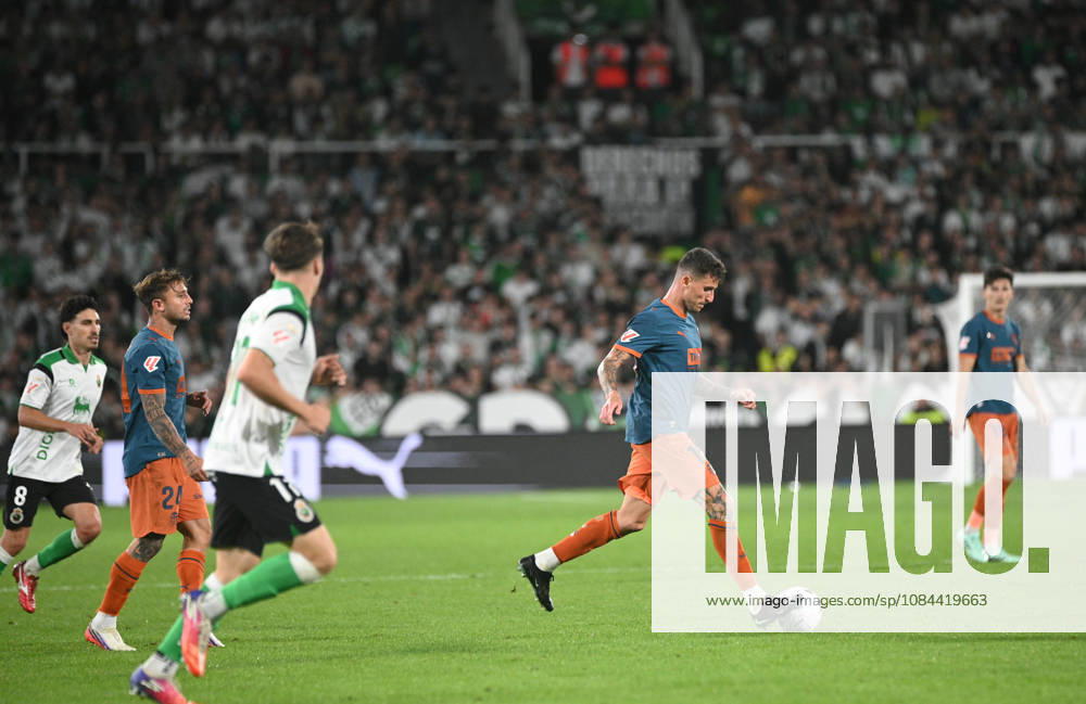 ESP: LaLiga EA Sports Racing Santander v Valencia CF Dani Raba of Valencia CF during LaLiga EA Sports between Racing Santander v Valencia CF played at Campos de de El Sardinero Stadium in Cantabria on October 11, 2026 in Spain Spain Futbol