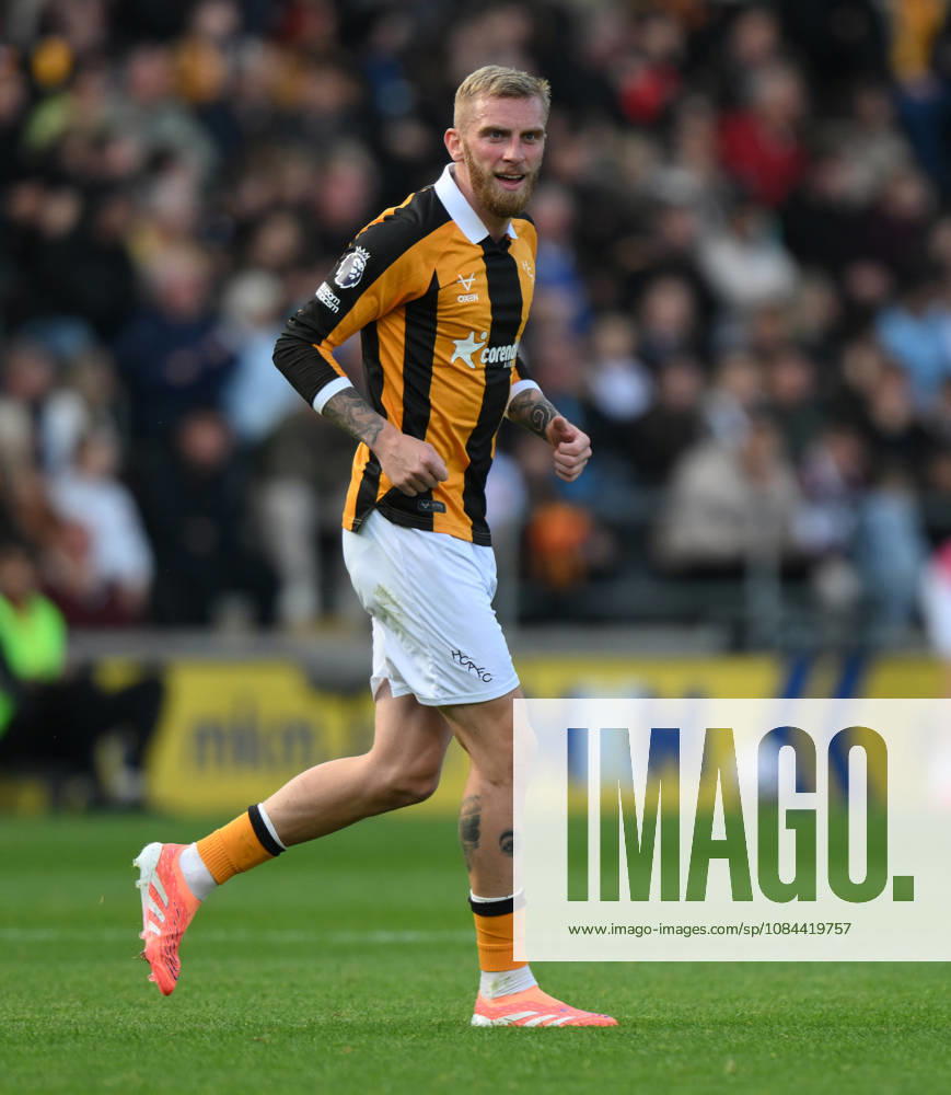 Hull City v Everton Premier League Hull City s Oli McBurnie during the Premier League match at the MKM Stadium, Hull 11 10 2026 UK Newspapers OUT