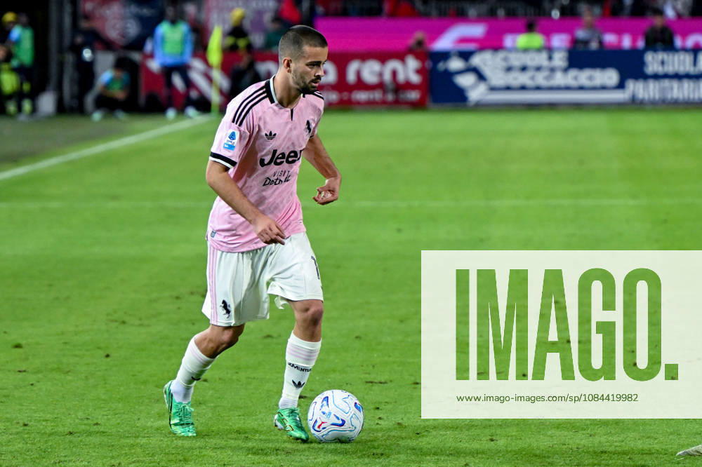 Juventus s Edon Zhegrova in action during the Serie A soccer match between Cagliari Calcio and Juventus at the Unipol Domus in Cagliari, Sardinia - Sunday 11th october 2026. - Soccer