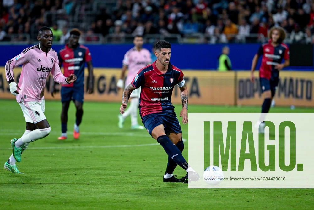 Cagliari s Alessandro Deiola in action during the Serie A soccer match between Cagliari Calcio and Juventus at the Unipol Domus in Cagliari, Sardinia - Sunday 11th october 2026. - Soccer