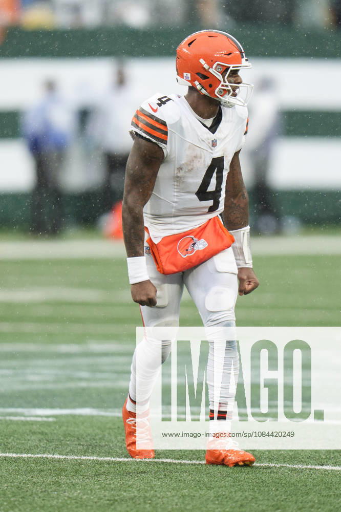 Oct 11, 2026; East Rutherford, NJ, USA; Cleveland Browns quarterback Deshaun Watson (4) reacts to his touchdown pass during an NFL, American Football Herren, USA game against the New York Jets at MetLife Stadium. Mandatory Credit: -Cal Media NFL 2026: Browns Vs Jets OCT 11 - ZUMAc04_ 20261011_zma_c04_086