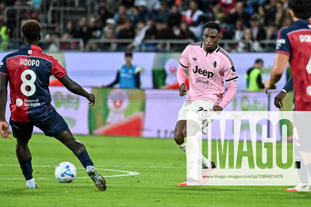 IPA89568858 - Jhon Lucumi of Juventus FC during the Cagliari Calcio vs. Juventus FC Italian Serie A soccer match in Cagliari, Italy, on October 11, 2026