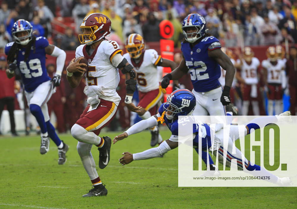 Washington Commanders QB 5 Jayden Daniels runs for a touchdown during the Washington Commanders game against the New York Giants at Northwest Stadium in Landover, MD. CSM Landover United States of America - ZUMAc04_ 20261011_zma_c04_104