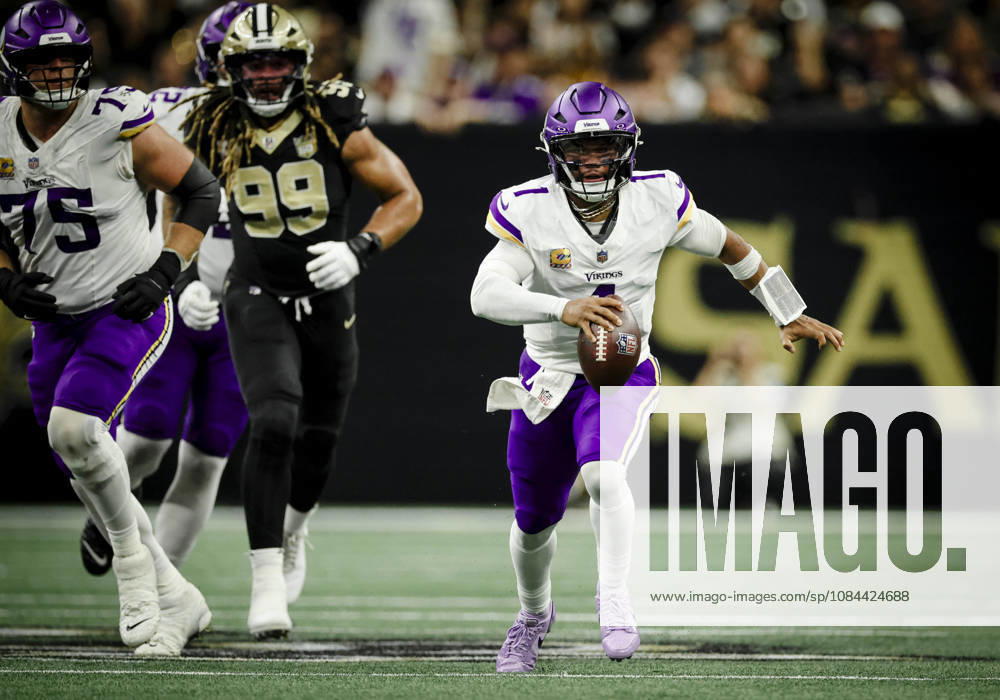 NEW ORLEANS, LA - OCTOBER 11: Kyler Murray 1 of the Minnesota Vikings runs with the ball against the New Orleans Saints during the second half of a game at Caesars Superdome on October 11, 2026, in New Orleans, Louisiana. (Photo by Derick Hingle Icon Sportswire) NFL, American Football Herren, USA OCT 11 Vikings at Saints Icon126261011029