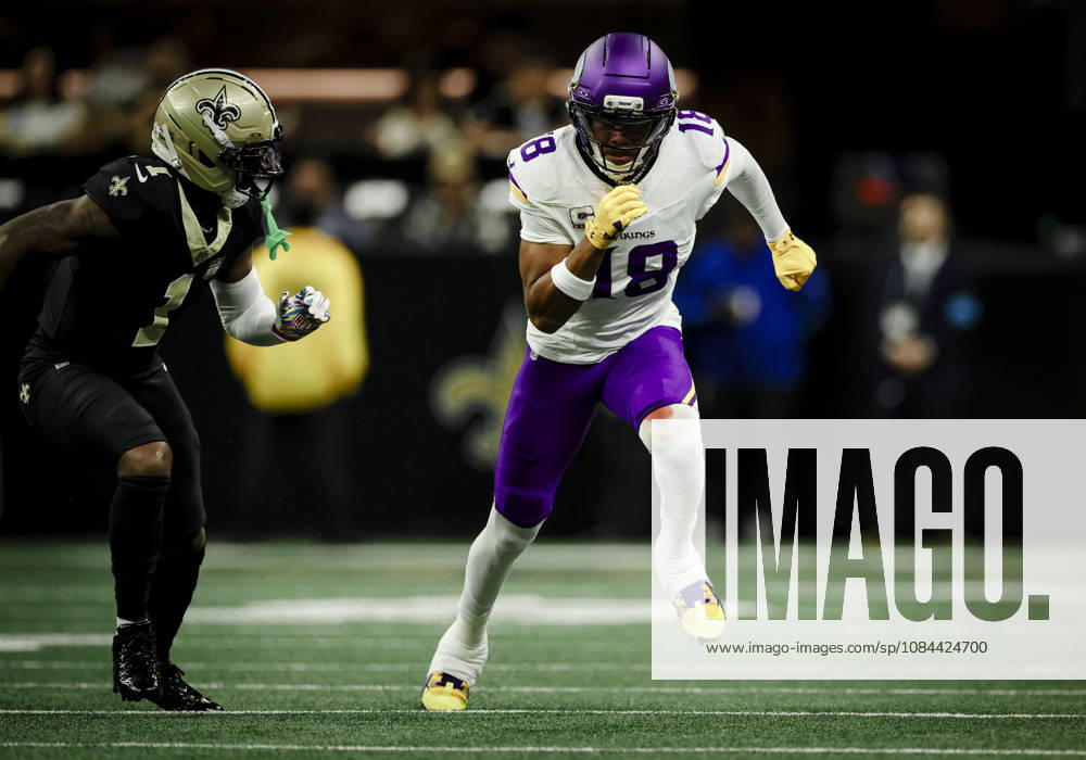 NEW ORLEANS, LA - OCTOBER 11: Justin Jefferson 18 of the Minnesota Vikings works against Kool-Aid McKinstry 1 of the New Orleans Saints during the first half of a game at Caesars Superdome on October 11, 2026, in New Orleans, Louisiana. (Photo by Derick Hingle Icon Sportswire) NFL, American Football Herren, USA OCT 11 Vikings at Saints Icon126261011036