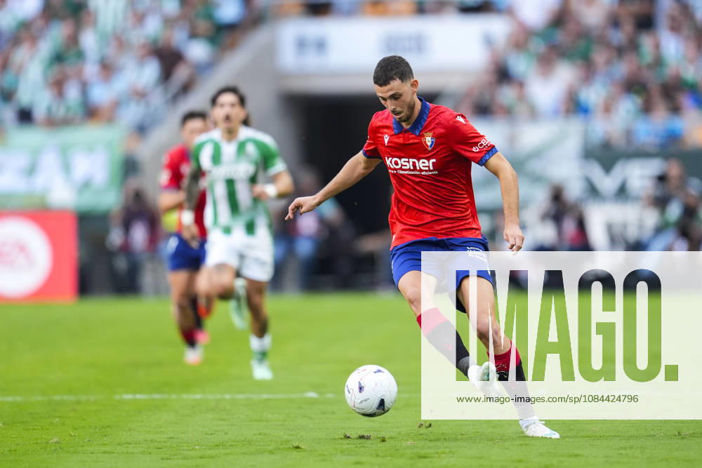 Raul Garcia of CA Osasuna in action during the Spanish league, LaLiga EA Sports, football match played between Real Betis and CA Osasuna at La Cartuja stadium on October 11, 2026, in Sevilla, Spain. Sevilla Spain - ZUMAa181 20261011_zaa_a181_251