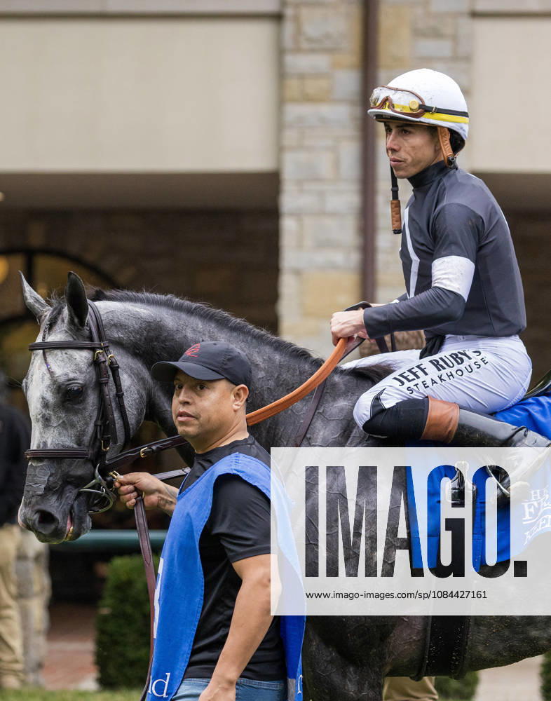 Time to Dazzle (3) ridden by Irad Ortiz Jr wins the Franklin Stakes Day on October 11, 2026. Candice Chavez Eclipse Sportswire CSM Lexington USA - ZUMAcs17 20261011_faf_cs17_013