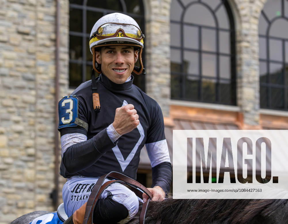 Time to Dazzle (3) ridden by Irad Ortiz Jr wins the Franklin Stakes Day on October 11, 2026. Candice Chavez Eclipse Sportswire CSM Lexington USA - ZUMAcs17 20261011_faf_cs17_014