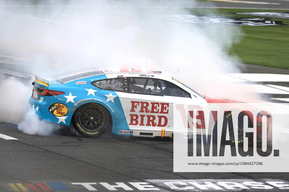 CHARLOTTE, NC - OCTOBER 11: Chase Briscoe ( 19 Joe Gibbs Racing Freebird Spring Water Toyota) celebrates after winning the NASCAR, Motorsport, USA Cup Series Playoffs Bank of America 400 race on October 11, 2026 at Charlotte Motor Speedway in Charlotte, NC. (Photo by Jeff Robinson Icon Sportswire) AUTO: OCT 11 NASCAR Cup Series Playoffs Bank of America 400 Icon261011263400