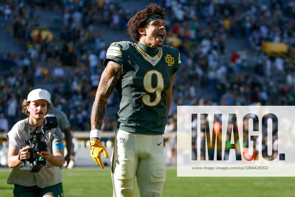Oct 11, 2026; Green Bay, WI, USA; Green Bay Packers wide receiver Christian Watson (9) hypes up the crowd after the NFL, American Football Herren, USA game against the Chicago Bears at Lambeau Field. Mandatory Credit: -Cal Media NFL 2026: Bears Vs Packers OCT 11 - ZUMAc04_ 20261011_zma_c04_283