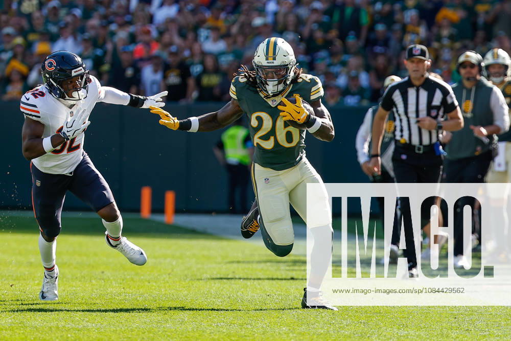 Oct 11, 2026; Green Bay, WI, USA; Green Bay Packers running back Kaleb Johnson (26) running the ball during NFL, American Football Herren, USA game action against the Chicago Bears at Lambeau Field. Mandatory Credit: -Cal Media Green Bay USA - ZUMAc04_ 20261011_zma_c04_224