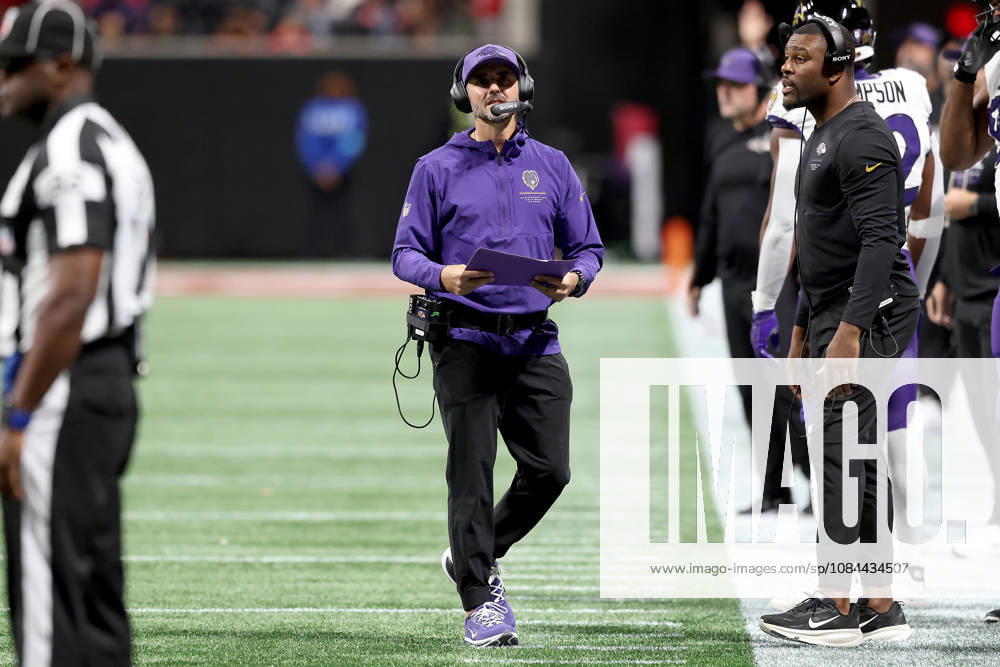 ATLANTA, GA - OCTOBER 11: Head Coach Jesse Minter of the Baltimore Ravens on the sidelines during the Sunday evening NFL, American Football Herren, USA game between the Atlanta Falcons and the Baltimore Ravens on October 11, 2026 at the Mercedes-Benz Stadium in Atlanta, Georgia. (Photo by David J. Griffin Icon Sportswire) NFL: OCT 11 Ravens at Falcons Icon9532610111017