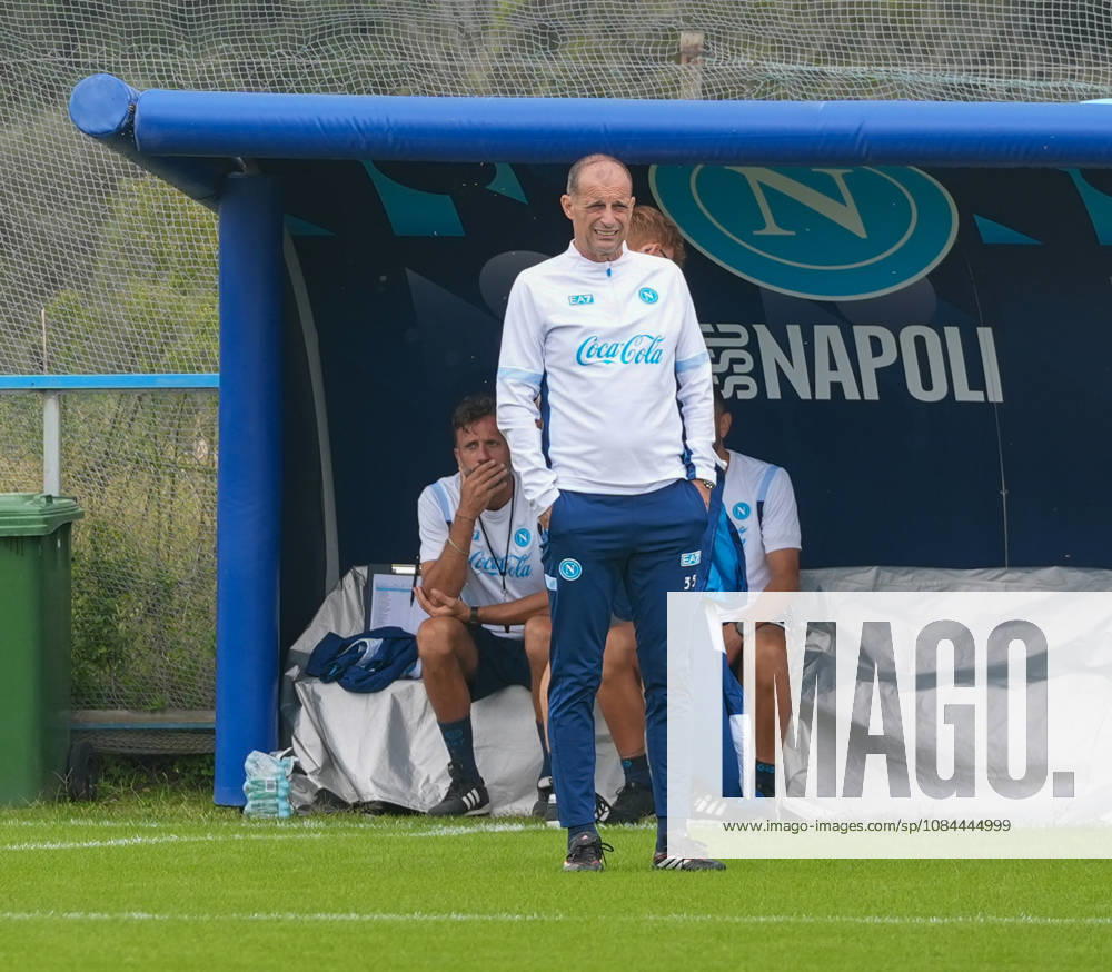 SSC Napoli training session at Castelvolturno Massimiliano Allegri Head Coach of SSC Napoli During the pre-match training session for the Champions League game between Villarreal and Napoli at Castelvolturno on October 12, 2026. Castelvolturno Centro Sportivo SSC Napoli Campania ITALIA