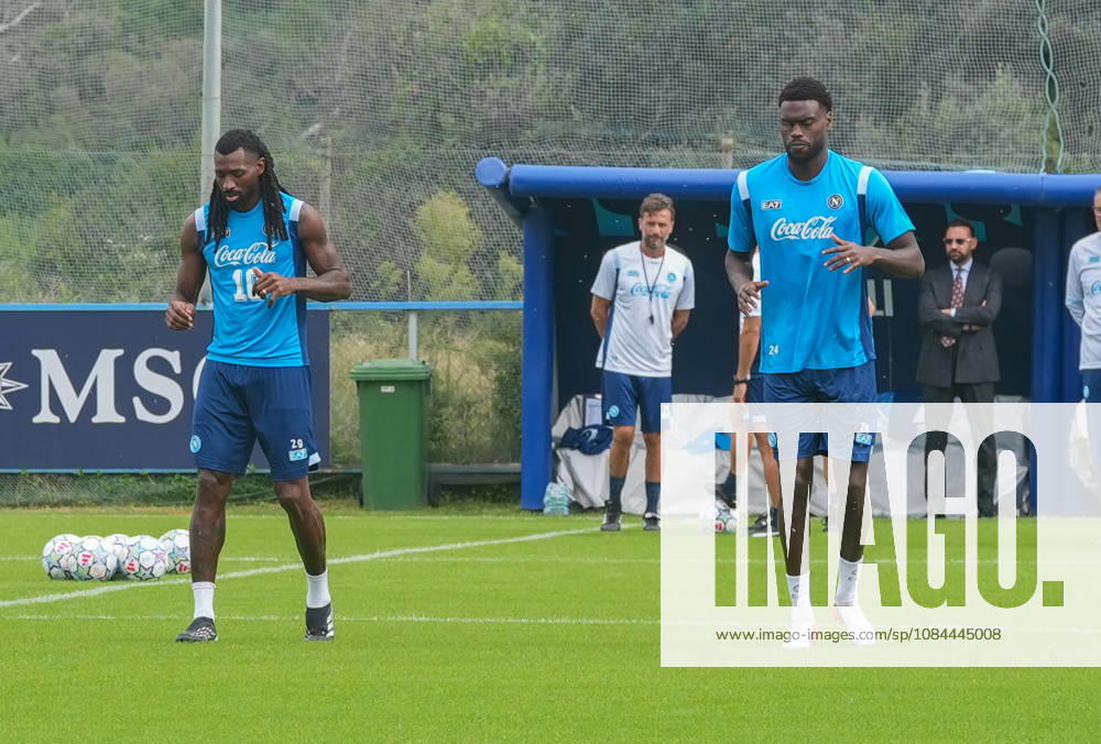 SSC Napoli training session at Castelvolturno Benoit Badiashile of SSC Napoli During the pre-match training session for the Champions League game between Villarreal and Napoli at Castelvolturno on October 12, 2026. Castelvolturno Centro Sportivo SSC Napoli Campania ITALIA