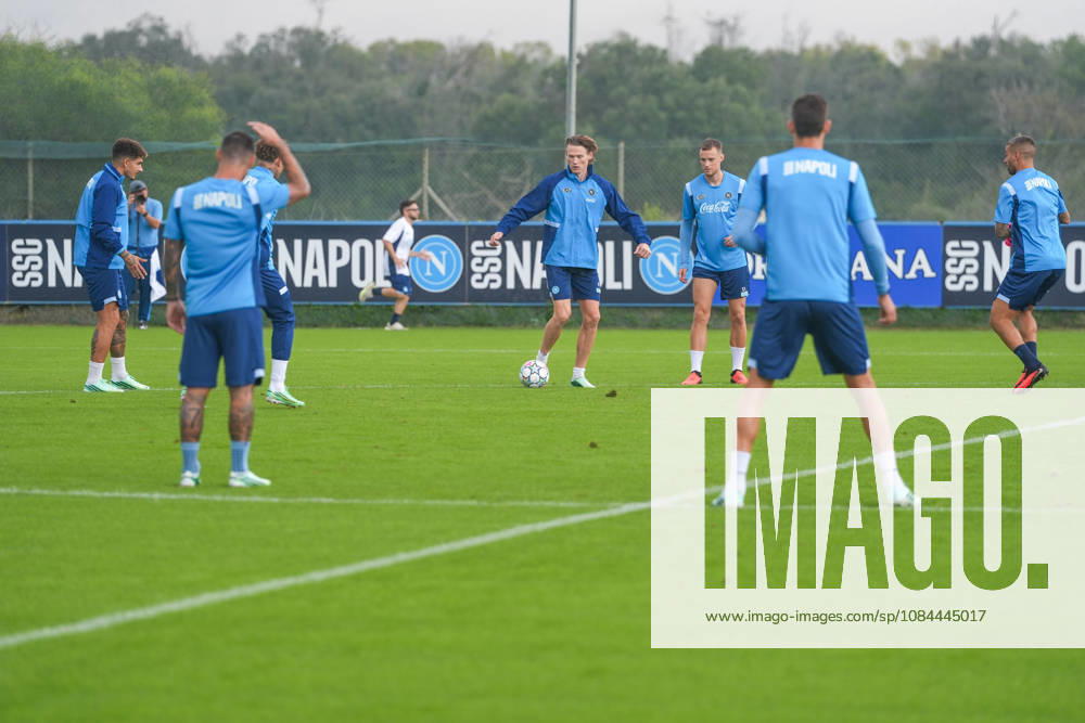 SSC Napoli training session at Castelvolturno Scott McTominay of SSC Napoli During the pre-match training session for the Champions League game between Villarreal and Napoli at Castelvolturno on October 12, 2026. Castelvolturno Centro Sportivo SSC Napoli Campania ITALIA