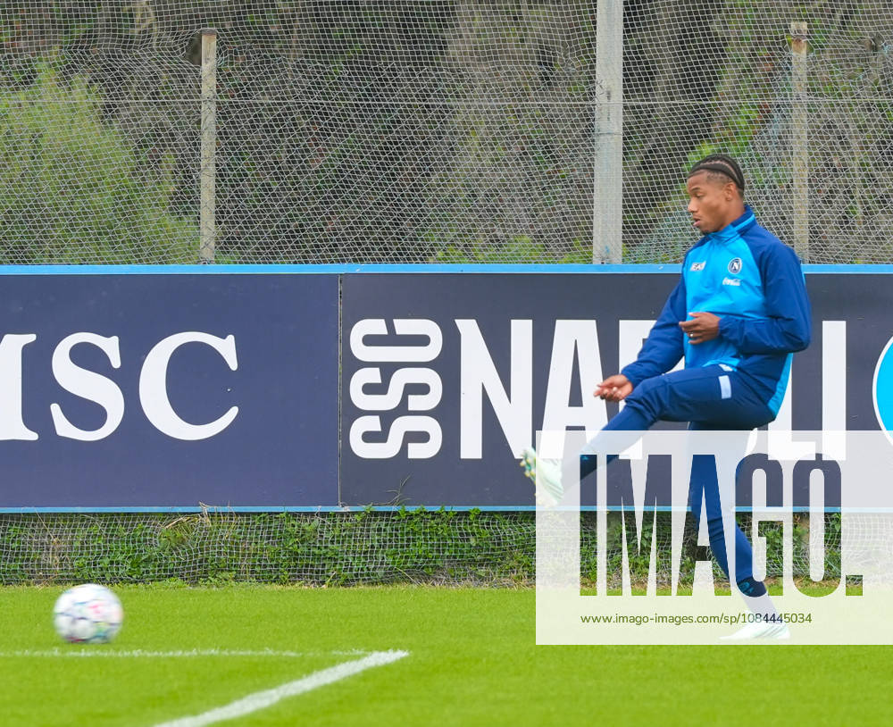 SSC Napoli training session at Castelvolturno David Neres of SSC Napoli During the pre-match training session for the Champions League game between Villarreal and Napoli at Castelvolturno on October 12, 2026. Castelvolturno Centro Sportivo SSC Napoli Campania ITALIA