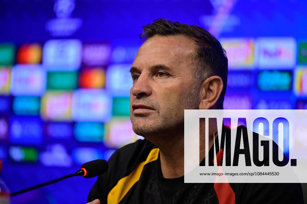Ahead of Galatasaray v Barcelona - UEFA Champions League ISTANBUL, TURKIYE - OCTOBER 12: Galatasaray head coach Okan Buruk speaks during a press conference, PK, Pressekonferenz at the Kemerburgaz Metin Oktay Training Facilities in Istanbul, Turkiye, on October 12, 2026, ahead of the UEFA Champions League Matchday 2 clash between Galatasaray and Barcelona. Cem Tekkesinoglu Anadolu Istanbul Turkey. Editorial use only. Please get in touch for any other usage.