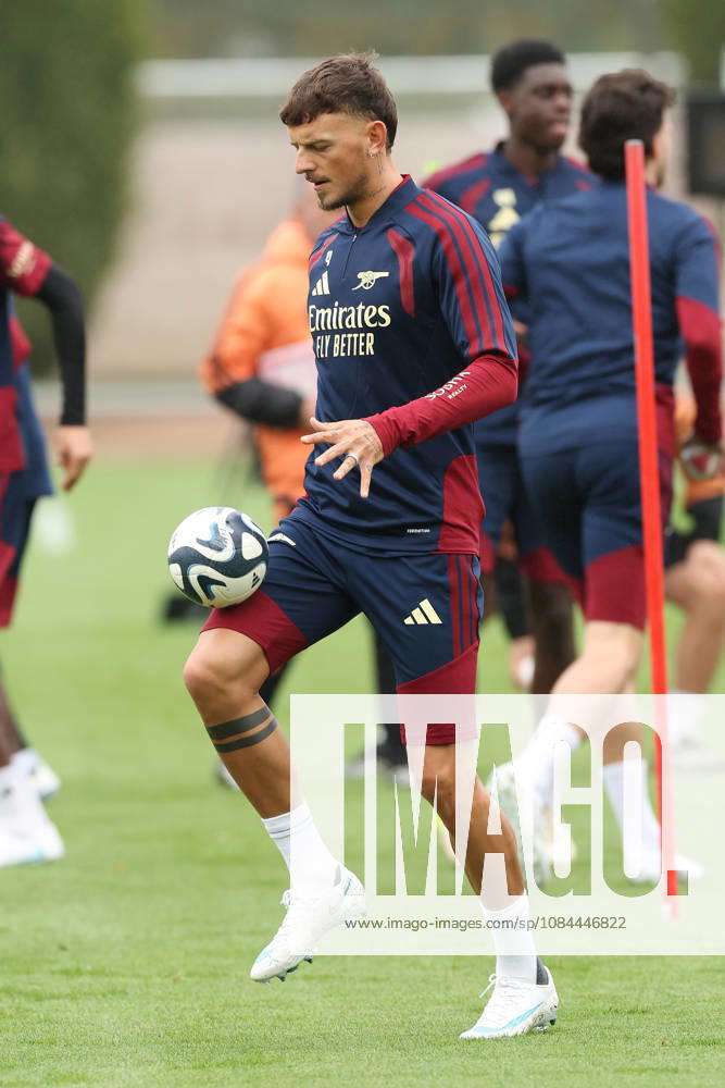 Arsenal Training & Media Conference, Champions League Ben White of Arsenal during the Arsenal training session at the Arsenal FC Training Centre, ahead of UEFA Champions League Matchday 2 v Lille, London Colney, England on 12 October 2026 Credit: Tiego Grenho Every Second Media Editorial use only. All images are copyright Every Second Media Limited. No images may be reproduced without prior permission.