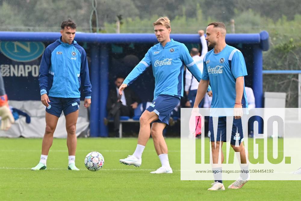 Foto IPP Felice De Martino Castel Volturno (Ce) 12 10 2026 Allenamento Napoli pre gara Champions League con il Villareal Nella foto: Rasmus Hojlund Italy Photo Press World Copyright Castel Volturno italy ITALY