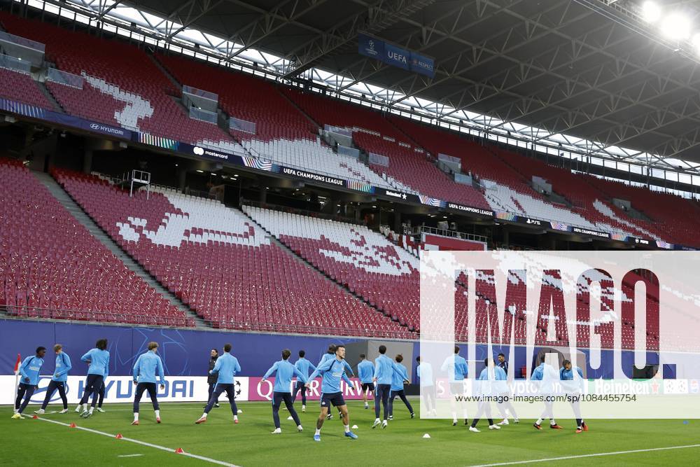 LEIPZIG - (LR) Ivan Perisic of PSV Eindhoven, Sergino Dest of PSV Eindhoven, Lutsharel Geertruida of PSV Eindhoven, Armando Obispo of PSV Eindhoven during a training session ahead of the UEFA Champions League match between RB Leipzig and PSV Eindhoven at the RB Arena on 12 October 2026 in Leipzig, Germany. MAURICE VAN STEEN ANP ANPxSportx IVx 572250680 originalFilename: 572250680