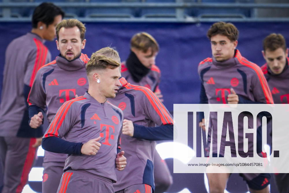Soccer, Champions League 2026–2027, Viking, Bayern Munich, Stavanger, October 12, 2026. Bayern Munich’s Harry Kane and Joshua Kimmich train at Lyse Arena in Stavanger, the day of the Champions League match between Viking and Bayern Munich. Photo: Lise Aserud, NTB, Stavanger, Norway. . RESTRICTED USE FOR BETTING COMPANIES
