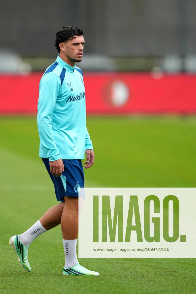 Training Champions League Feyenoord Rotterdam 2026 2027 Rotterdam - Javier Lopez of Feyenoord Rotterdam looks on during a training before the Champions League match against Como 1907. The training is set at Trainingscomplex 1908 on 13 October 2026 in Rotterdam, Netherlands. (Hero Images Yannick Verhoeven)