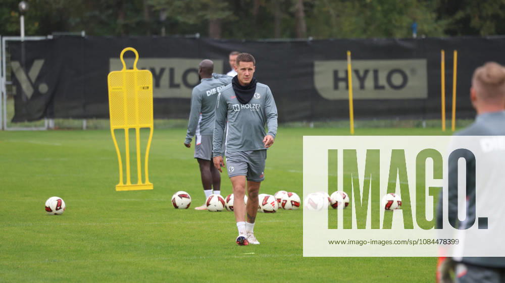 Fussball 1.Bundesliga , SV Elversberg - Training v.l. Lukas Pinckert (SV 07 Elversberg) St. Ingbert