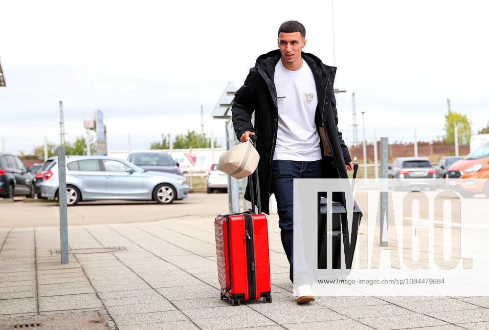 Stuttgart, Fußball UEFA Champions League, Saison 2026-2027, VfB Stuttgart fliegt nach Bratislava, Abflug, Bilal El Khannous