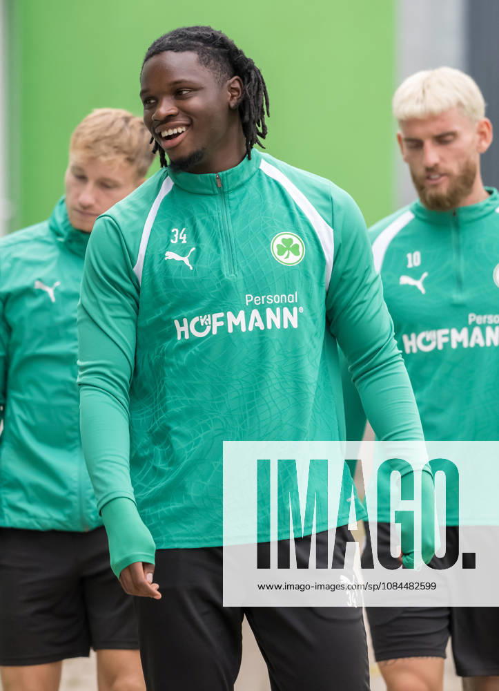 Fussball - 2. Bundesliga - Saison 2026 2027 - SpVgg Greuther Fürth Fuerth ( Kleeblatt ) - Training - - - Hendry Blank (34, SpVgg Greuther Fürth )