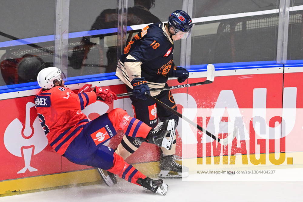 Ice hockey, Eishockey Champions League match: HC Dynamo Pardubice vs Vaxjo Lakers Hockey Club in Pardubice, Czech Republic, October 13, 2026. From left Frantisek Formanek of Pardubice, Olle Karlsson of Vaxjo. (CTKxPhoto JosefxVostarek) CTKPhotoP2026101306558 CTKPhotoP2026101306558