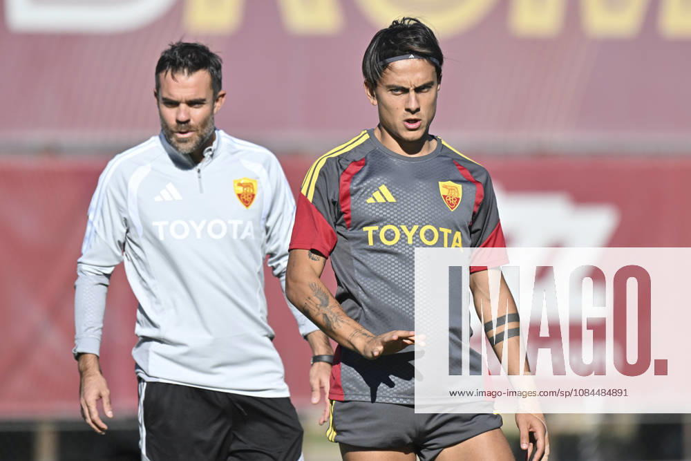 IPA89639271 - Paulo Dybala of Roma during a training session ahead of the UEFA Champions League soccer match between AS Roma and Real Madrid, as well as the press conference, PK, Pressekonferenz and training at the Trigoria Training Center on October 13, 2026, in Rome, Italy. During the AS Roma press conference for the UEFA Champions League soccer match in Rome, Italy, on October 13, 2026