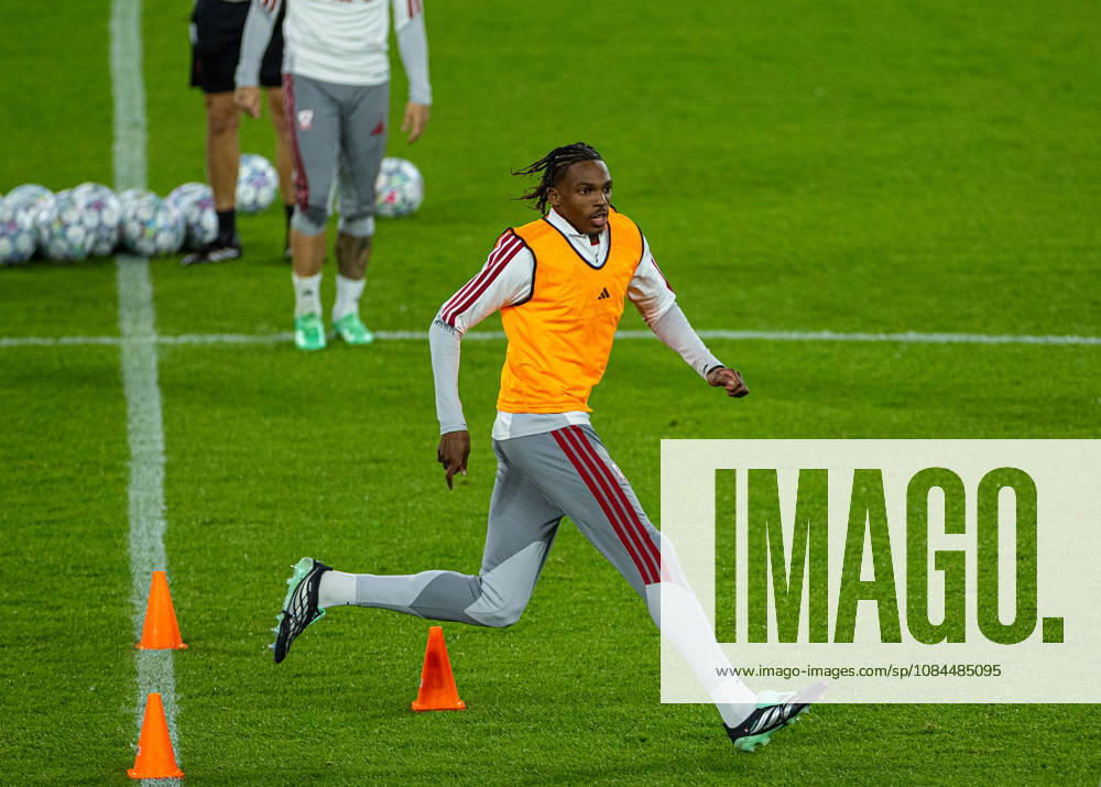 Football - UEFA Champions League - LASK v Liverpool FC - MD-1 LINZ, AUSTRIA - Tuesday, October 13, 2026: Liverpool s Jà rà my Jacquet during a training session ahead of the UEFA Champions League 2026 27 League Phase MD2 match between LASK and Liverpool FC at the Oberösterreich Arena. (Photo by David Rawcliffe Propaganda) LINZ Oberösterreich Arena UPPER AUSTRIA AUSTRIA