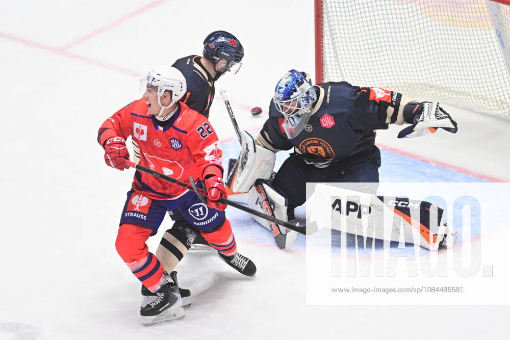 Ice hockey, Eishockey Champions League match: HC Dynamo Pardubice vs Vaxjo Lakers Hockey Club in Pardubice, Czech Republic, October 13, 2026. From left Robin Kaplan of Pardubice, Brogan Rafferty of Vaxjo, Adam Ahman, goalie of Vaxjo. (CTKxPhoto JosefxVostarek) CTKPhotoP2026101307031 CTKPhotoP2026101307031
