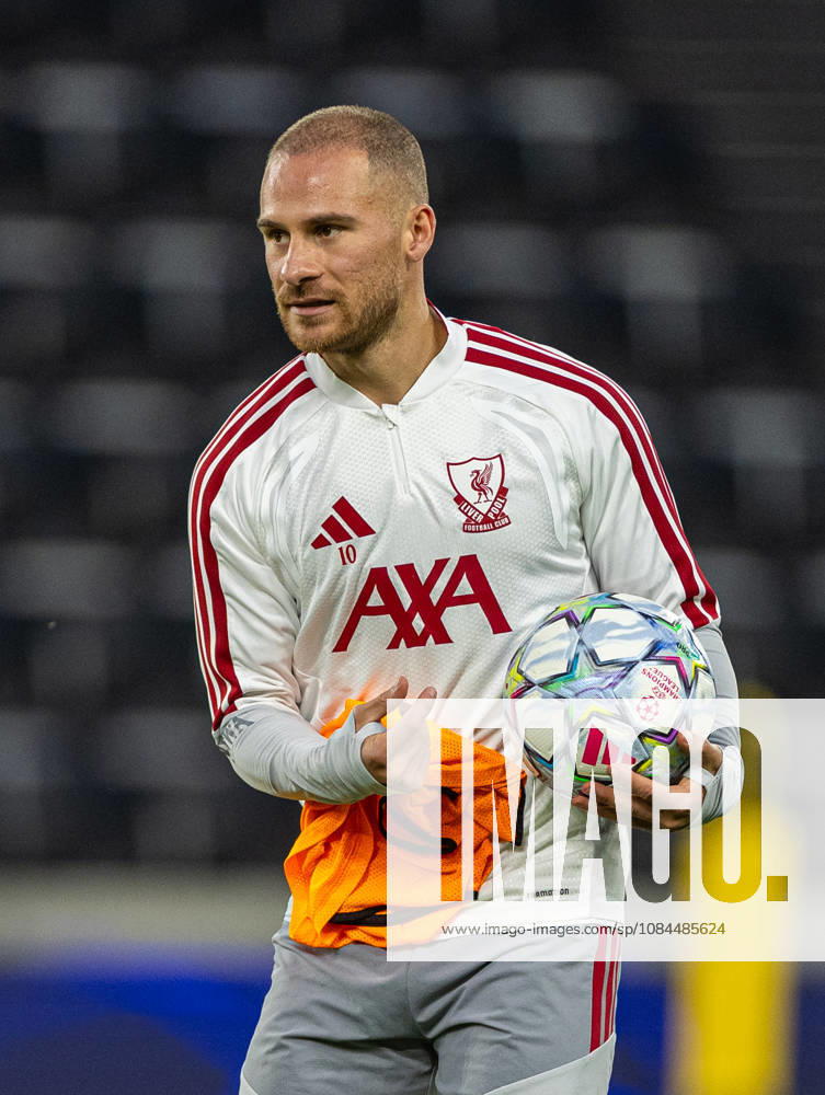 Football - UEFA Champions League - LASK v Liverpool FC - MD-1 LINZ, AUSTRIA - Tuesday, October 13, 2026: Liverpool s Alexis Mac Allister during a training session ahead of the UEFA Champions League 2026 27 League Phase MD2 match between LASK and Liverpool FC at the Oberösterreich Arena. (Photo by David Rawcliffe Propaganda) LINZ Oberösterreich Arena UPPER AUSTRIA AUSTRIA