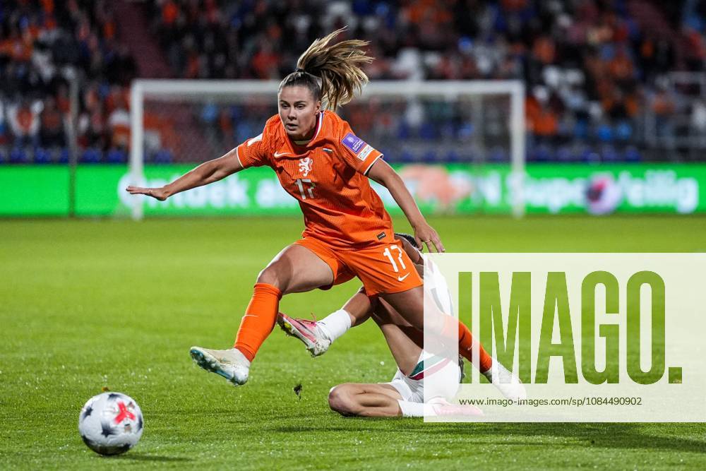 TILBURG - Victoria Pelova of the Netherlands Women during the World Cup qualifying match between the Netherlands and Hungary at the Koning Willem II Stadium on October 13, 2026 in Tilburg, the Netherlands. TOBIAS KLEUVER ANP ANPxSportx IVx 572342682 originalFilename: 572342682