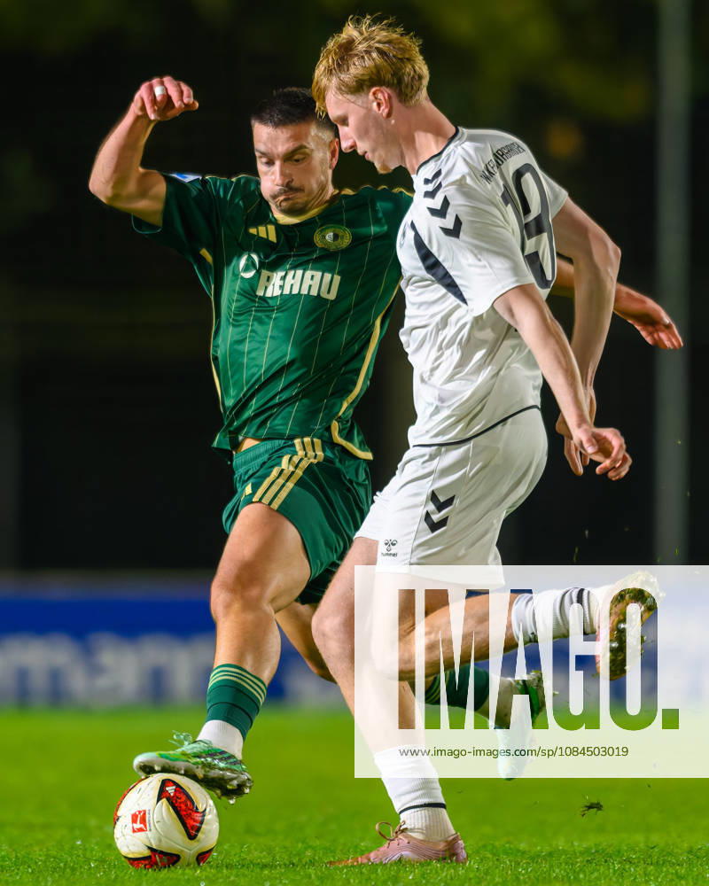 Fussball - Saison 2026 2027 - Regionalliga Bayern - 14. Spieltag: SC Eltersdorf - SV Wacker Burghausen - JoTe - - Yannik Jassmann (9, SC Eltersdorf ) Luca Lechner (13, SV Wacker Burghausen )