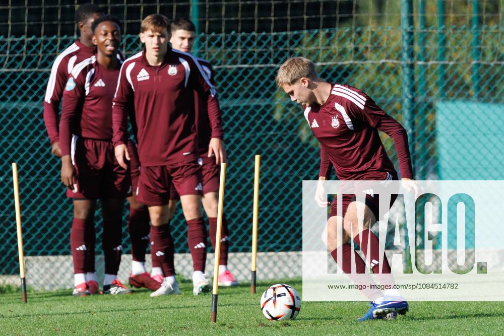 Anderlecht s Oliver Antman pictured in action during a training session of Belgian soccer team RSC Anderlecht, Wednesday 14 October 2026 in Brussels. The team is preparing for the second match of the UEFA Europa League league phase against Croatian GNK Dinamo Zagreb tomorrow. KURTxDESPLENTER x189777765x