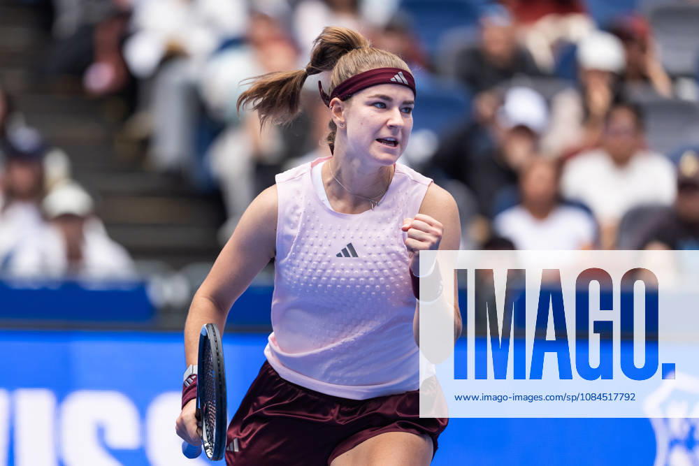2026 WTA, Tennis Damen Wuhan Open: Karolina Muchova - Caty McNally in China - 14 Oct. Karolina Muchova of Czechia celebrates her win against Caty McNally of USA (not in view) during their women s singles match on day 3 of Wuhan Open at the Optics Valley International Tennis Center. Karolina Muchova defeated Caty McNally with a score of 3-6, 7-6, 7-6. Wuhan China