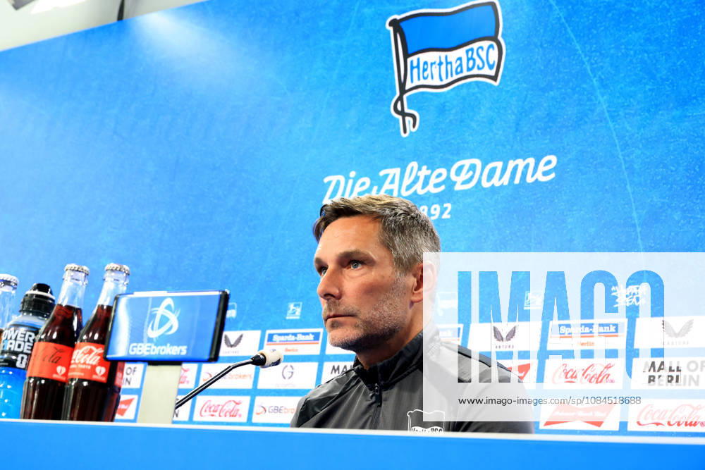 DEU GER, Fussball , 2.Fussballbundesliga, Saison 2026 2027, Sportforum, Hertha BSC, Pressekonferenz Cheftrainer Stefan Leitl ( Hertha BSC Berlin ) 2. Liga: DFB DFL regulations prohibit any use of photographs as image sequences and or quasi-video) nordphoto GmbH Engler Berlin Sportforum Berlin Deutschland